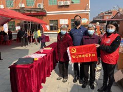 鹭达眼镜进四林村义诊帮扶